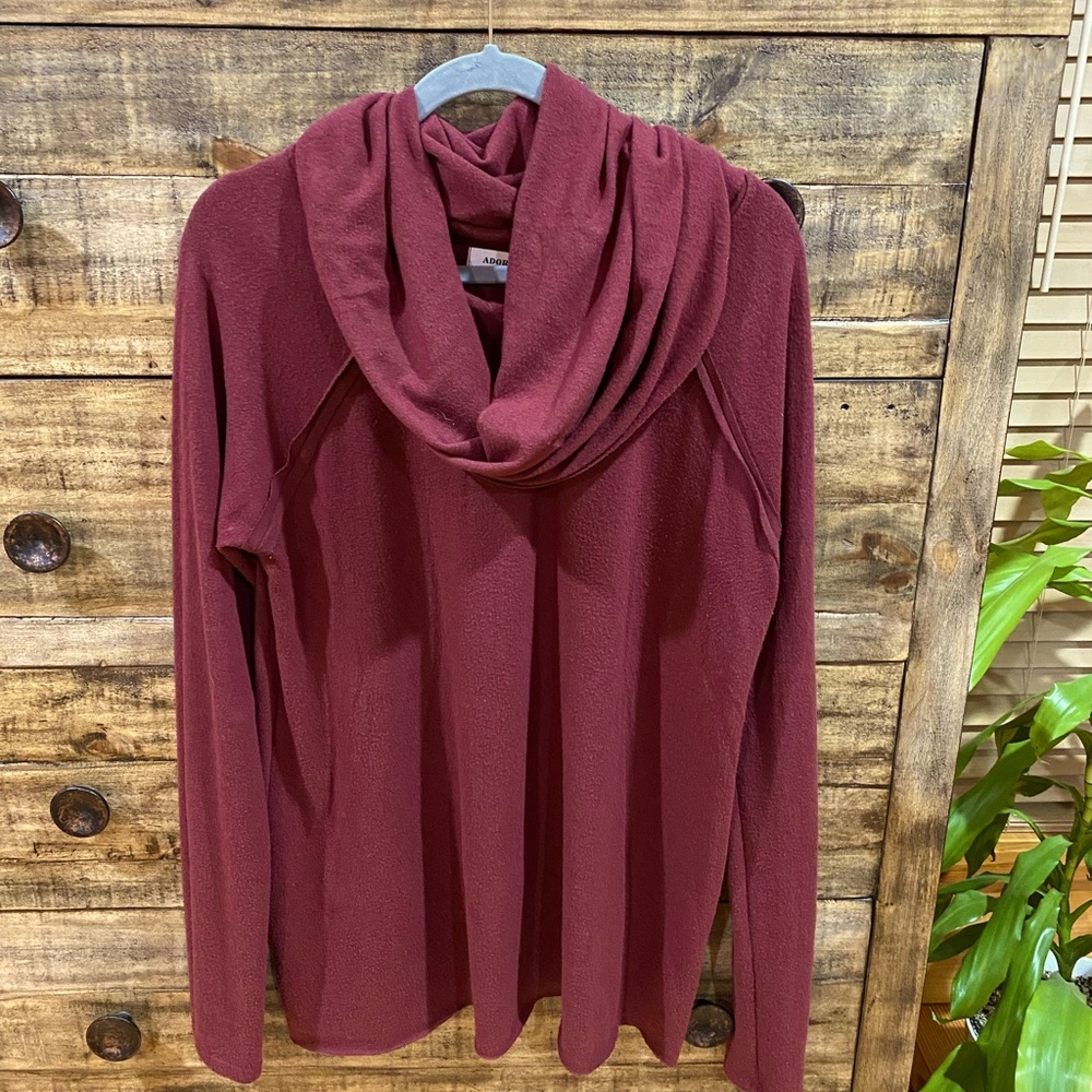 Adora‎ Tunic